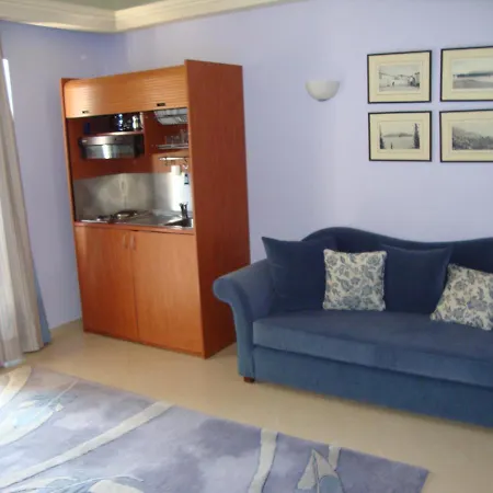 Captain Stavros 4* Nidhrion