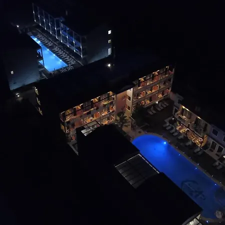 Captain Stavros Lägenhetshotell Nidhrion