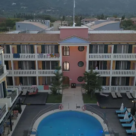 Lägenhetshotell Captain Stavros 4*