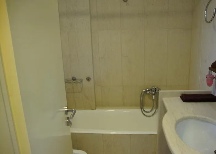 Captain Stavros Aparthotel 4*