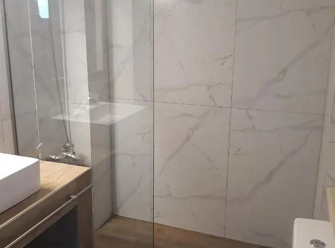 Lägenhetshotell Captain Stavros Nidhrion